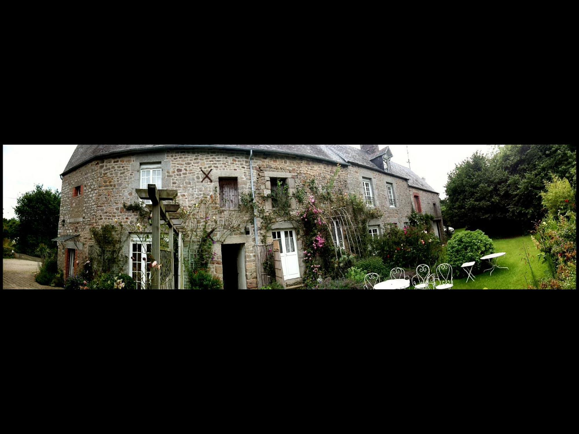 La Haute Gilberdiere Bed & Breakfast