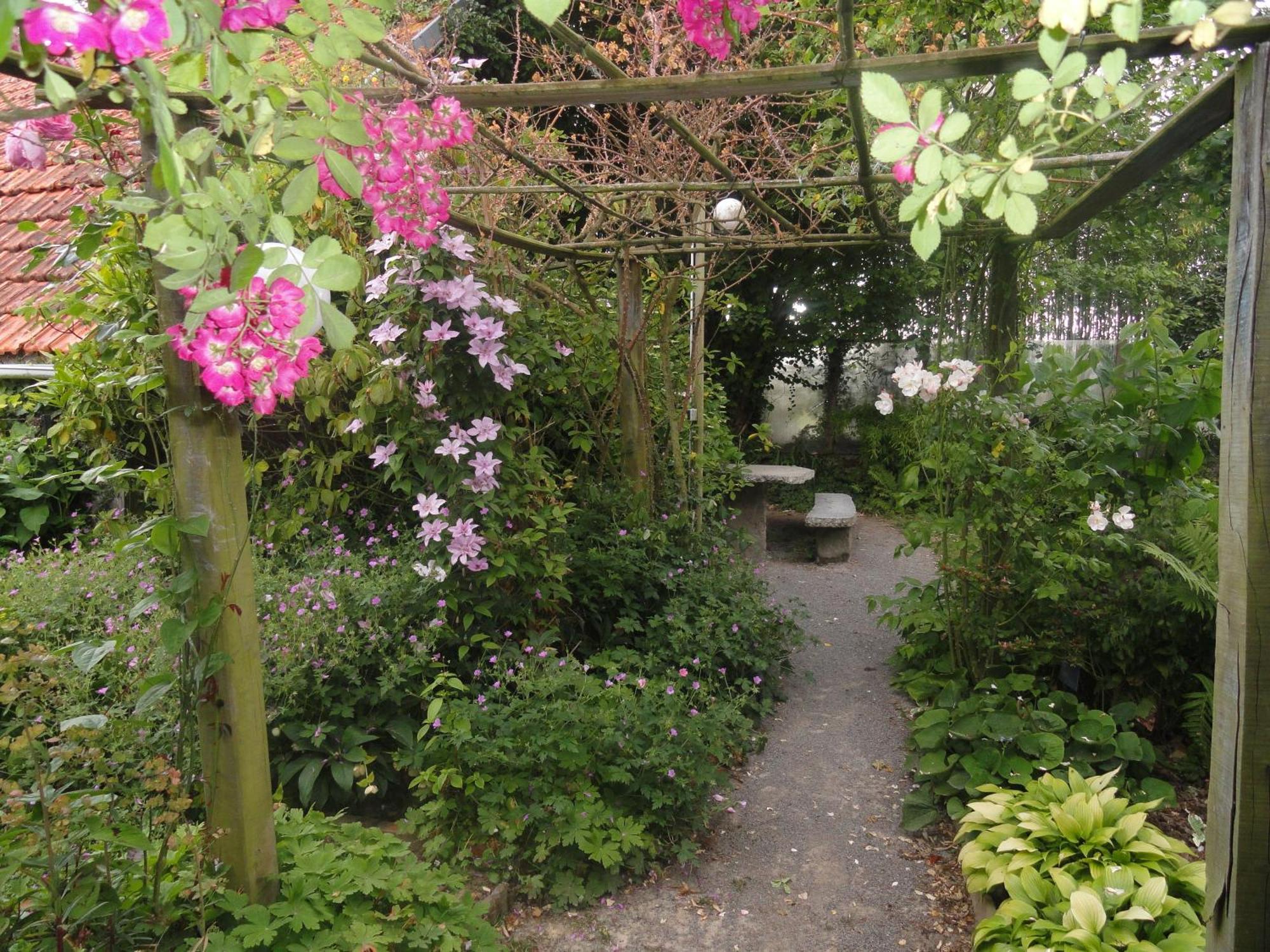 La Haute Gilberdiere Bed & Breakfast 3*