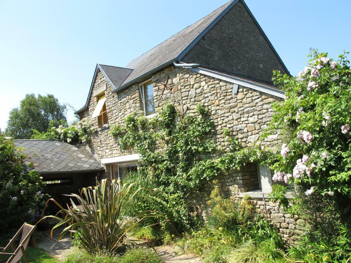 La Haute Gilberdiere Bed & Breakfast 3*