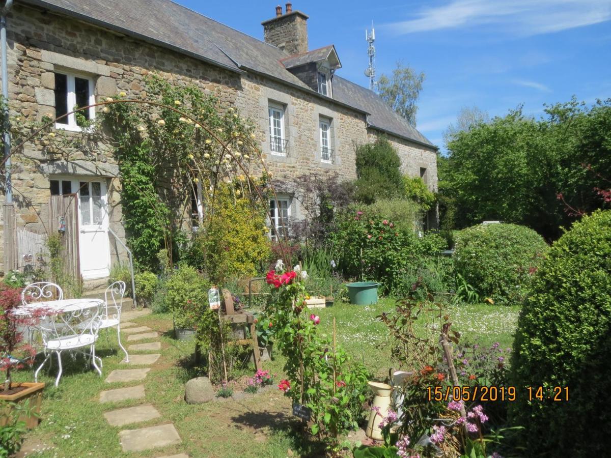 La Haute Gilberdiere Bed & Breakfast